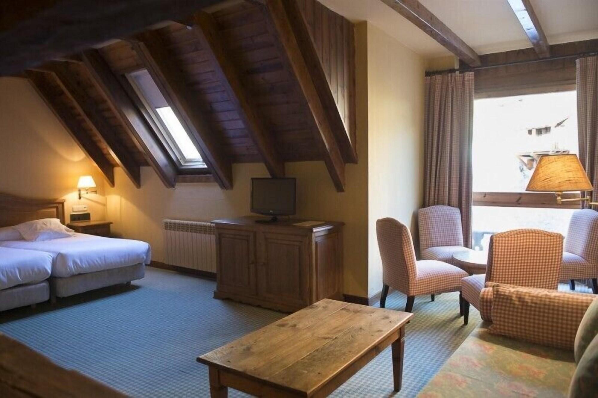 Hotel Chalet Bassibe Бакейра-Берет Экстерьер фото