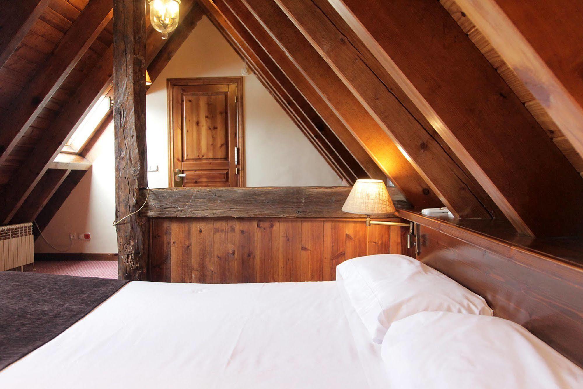 Hotel Chalet Bassibe Бакейра-Берет Экстерьер фото